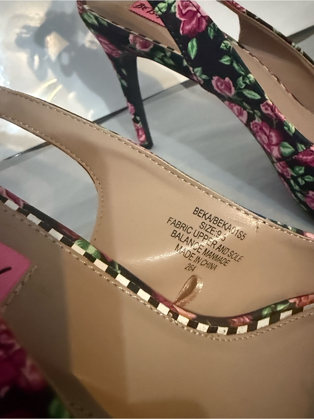 Betsey Johnson Black Floral Pointed-Toe Slingback Heels with Pink Roses - Picture 6 of 10